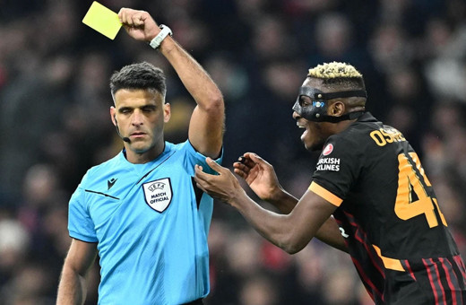 Victor Osimhen, cezalı duruma düştü