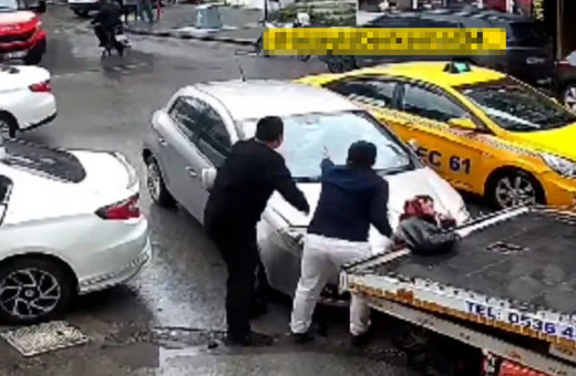 İstanbul'da aynasını kıran kuryeyi aracıyla ezdi