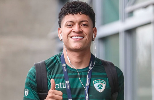 Beşiktaş, Kolombiyalı futbolcu Elan Ricardo'yu kadrosuna kattı