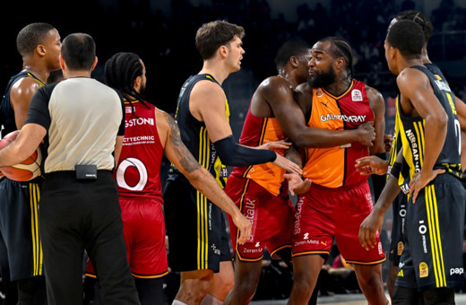 Fenerbahçe Beko - Galatasaray salon karıştı! 3'ncü anons...