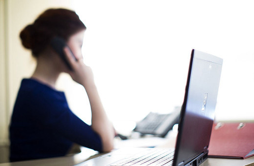 SGK, çalışan annelere bakıcı desteğini 510 avroya yükseltti