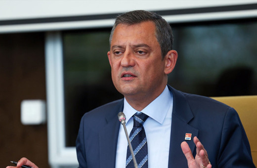 CHP lideri Özgür Özel'den Lütfü Savaş'a sert sözler!