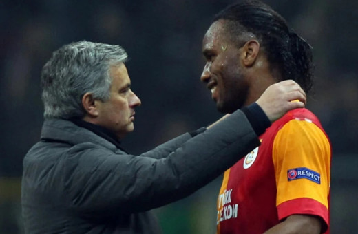 Eski Galatasaray'lı Drogba'dan Mourinho'ya destek!