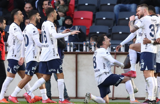 Fenerbahçe çeyrek finalde! Gaziantep FK'yi farklı geçti