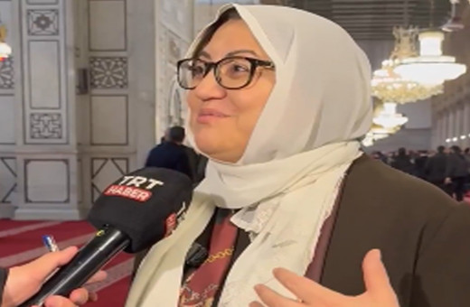 Emevi Camii'nin halıları serildi! Fatma Şahin: "Bir sözümüz vardı..."