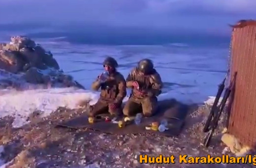 Mehmetçiğin ilk iftarı Türkiye'nin dört bir yandan ve sınır ötesinden...