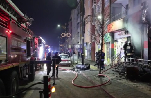 Sivas'ta iftar vakti korkutan yangın