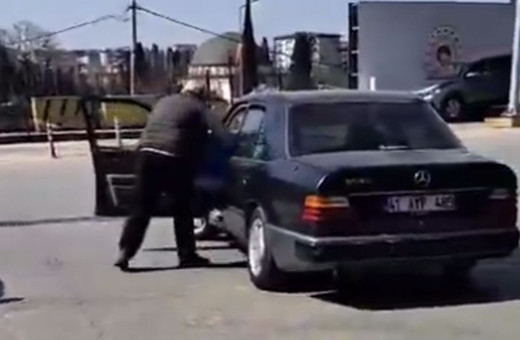 Tuzla'da aracı muayeneden geçemeyince ateşe verdi o anlar görüntünlendi