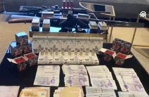 İBB'deki yolsuzluk ve terör soruşturmalarında milyonlarca lira ele geçirildi