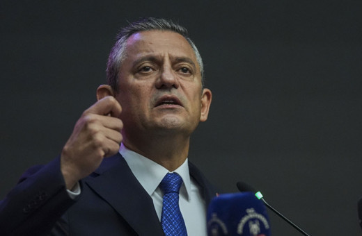 Özgür Özel, ünlü kahve zincirinin ismini verip boykotu başlattı