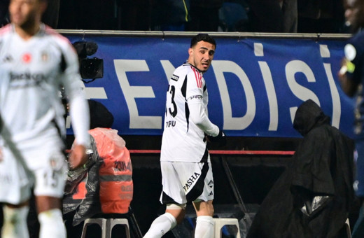 Beşiktaş'ta şok sakatlık! Oyuna devam edemedi