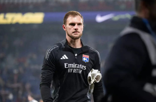 Galatasaray ve Fenerbahçe, kaleci transferinde karşı karşıya