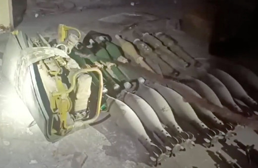 Pençe-Kilit Operasyonu bölgesinde teröristlere ait silah, mühimmat ve yaşam malzemesi ele geçirildi