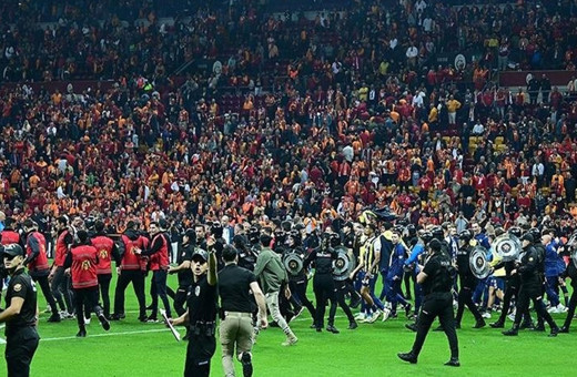 GS-FB derbisi sonrası "hakaret" davasına devam edildi