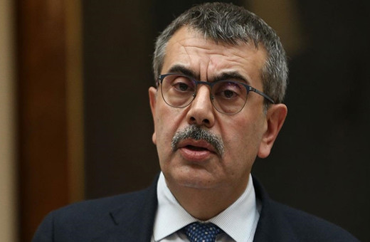 Bakan Yusuf Tekin'den "okulların erken kapanacağına dair iddialara" yanıt