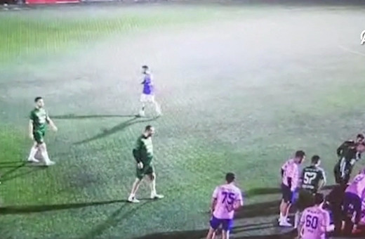 Maltepe'de halı sahada fenalaşan kişi hayatını kaybetti