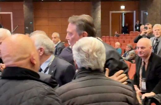 Hasan Arat Beşiktaş Divan Kurulu Toplantısı'na geldi ortalık gerildi: "Utanmaz adam"