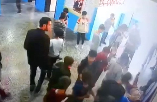 Dili boğazına kaçan öğrenciyi müdür yardımcısı böyle kurtardı