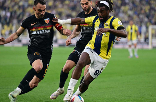 Fenerbahçe, Kadıköy'de uzatmalarda yıkıldı