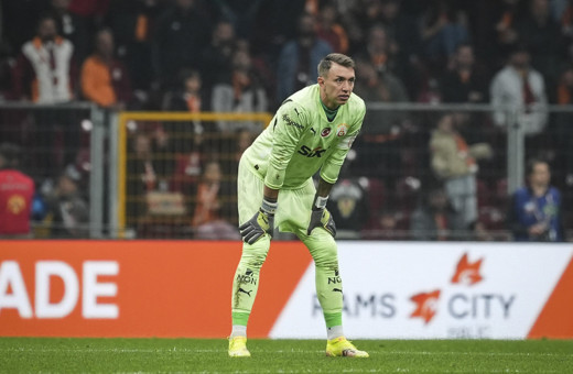 Muslera, Galatasaray tarihine geçmeye hazırlanıyor