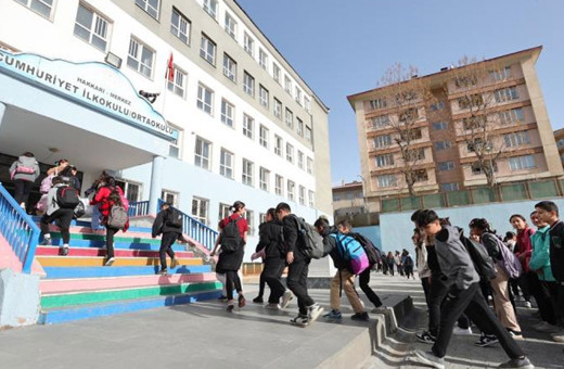 Pazartesi günü İstanbul'daki tüm okullarda ilk ders: Afet eğitimi