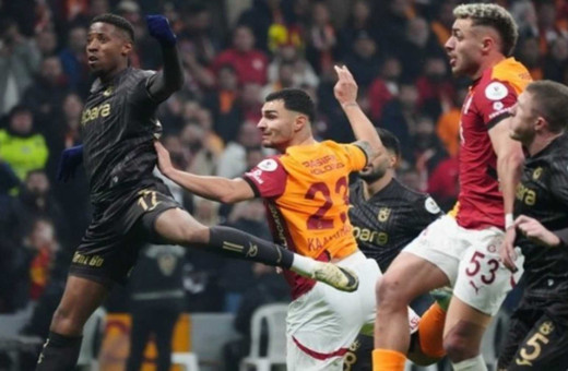 Trabzonspor - Galatasaray maçının günü ve saati belli oldu