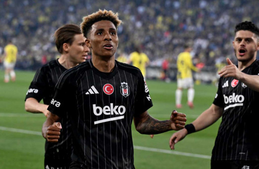 Beşiktaş deplasmanda Fenerbahçe'yi devirdi