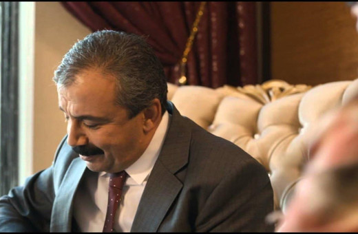 Hayatını kaybeden Sırrı Süreyya Önder, esprili kişiliğiyle anıldı