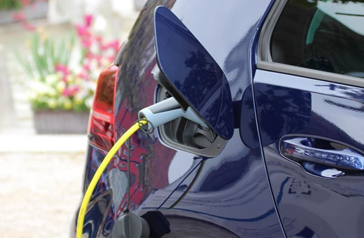 Elektrikli araç satışları ticaret belirsizliklerine rağmen nisanda yüzde 29 arttı