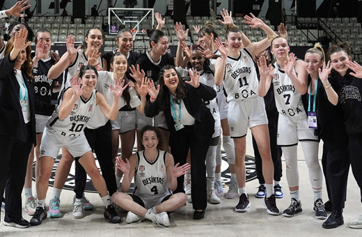 Beşiktaş Kadın Basketbol Takımı'nda 10 oyuncuyla yollar ayrıldı