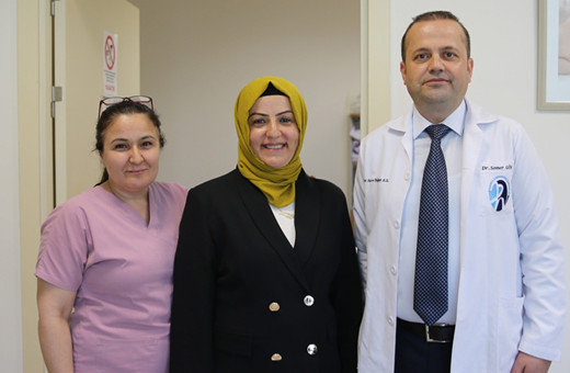 Diyet yapmasına rağmen karnındaki şişlik inmeyen kadının rahminden 9 kilogramlık ur çıktı