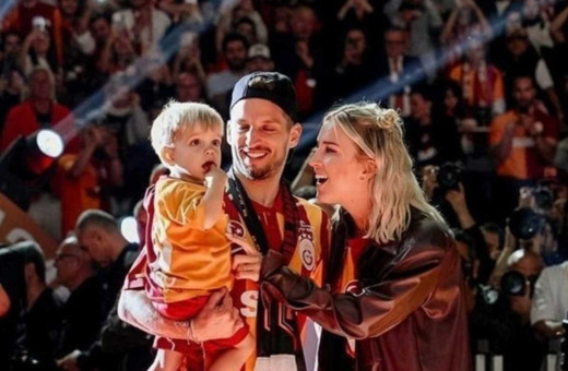 Mertens ailesinden Galatasaray'a duygusal veda