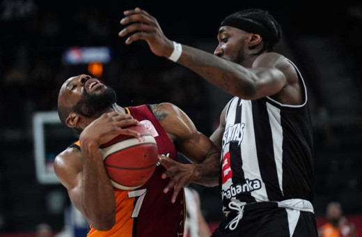 Potadaki dev derbide Galatasaray'ı deviren Beşiktaş finalde