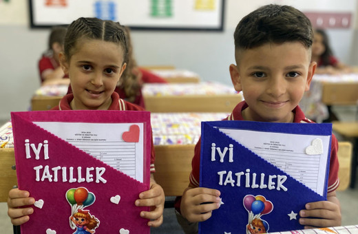 Okullar tatile girdi yeni kıyafet kararı seneye uygulanacak Milli Eğitim Bakanı Yusuf Tekin açıkladı