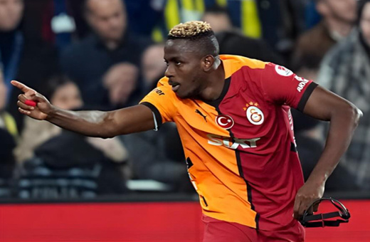 Victor Osimhen'in gece yarısı yaptığı paylaşım taraftarı heyecanlandırdı