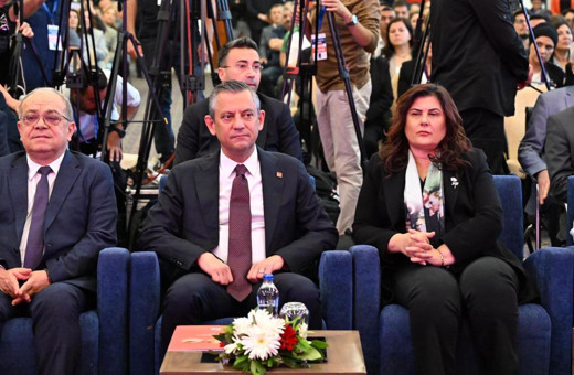 Özlem Çerçioğlu çok telaşlanmış! Aydın'a iknaya giden CHP'li bunları ifşa etti