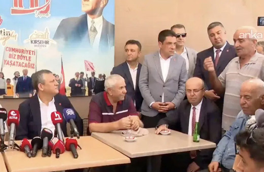 Özgür Özel'in emeklilerle buluşmasında kavga: Yalakalık yapma