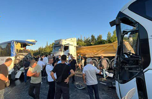 TEM Otoyolu'nda zincirleme kaza! Ölü ve yaralılar ve ulaşım durdu