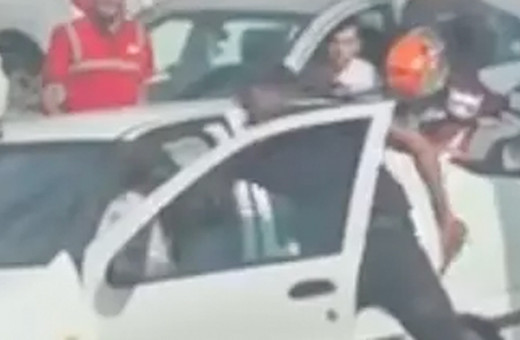 Ankara'da trafikte sürücüye bıçak ve kılıçlarla saldıran 4 kişi yakalandı