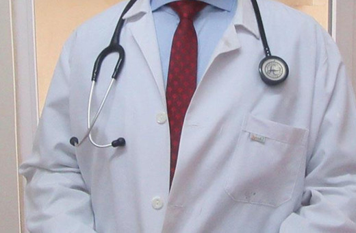 Valilik duyurdu! O doktor görevden uzaklaştırıldı