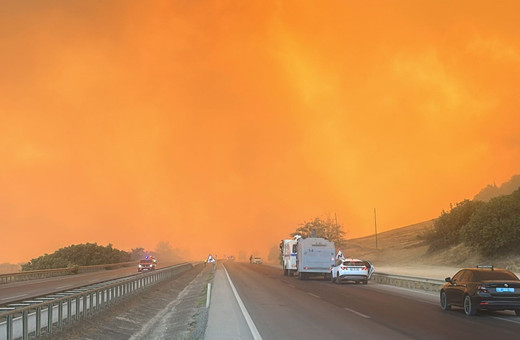 Bursa'da yangın çıktı! Dumanlar gökyüzünü kapladı