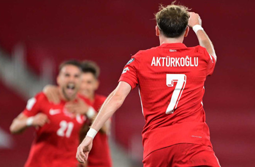 Kerem Aktürkoğlu'nun golü sonrası dikkat çeken görüntü! Yunus Akgün...