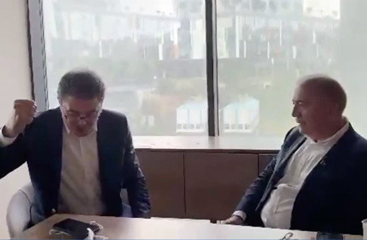 CHP binasında Gürsel Tekin'i aradı bulunca masayı yumrukladı : 5 bin polisle gelinir mi?