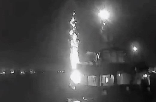 Tunus'ta Gazze'ye yardım filosunun ana teknesine dronlu saldırı