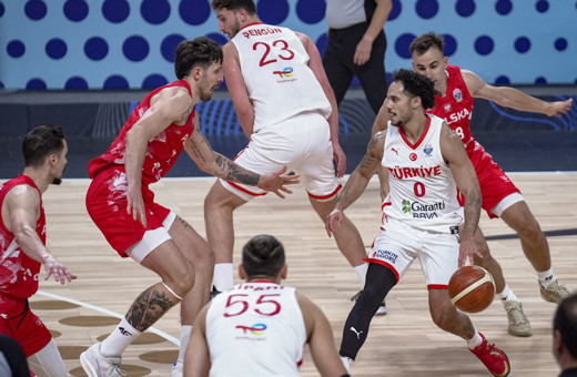 12 Dev Adam yarı finalde!