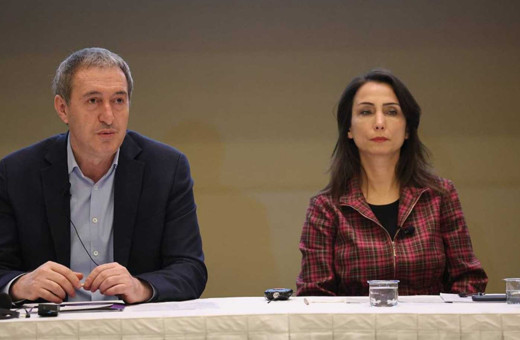 Özgür Özel'in yeni ofisine ilk ziyaret DEM Parti'den