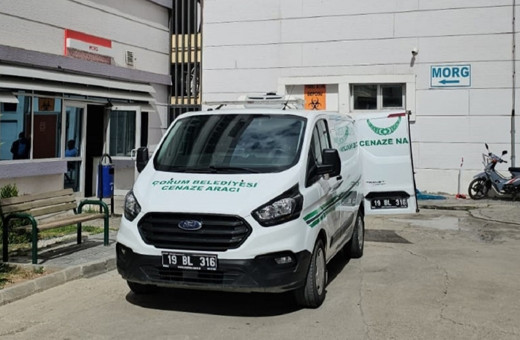 Çorum'da tır şoförü aracında ölü bulundu...