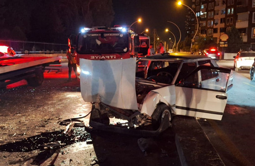 Mersin'de karşı şeride geçen araç dehşet saçtı! Ölü ve yaralılar var