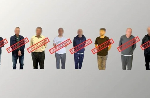 Bakan Ali Yerlikaya duyurdu! Kırmızı bültenle ve ulusal seviyede aranan 8 suçlu Türkiye'ye getirildi