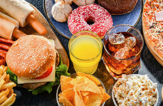 Bu gıdaları tüketen gençler kanser oluyor: Uzmanlar gençleri uyardı!